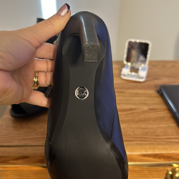 Michael Kors Heels - Picture 5 of 8